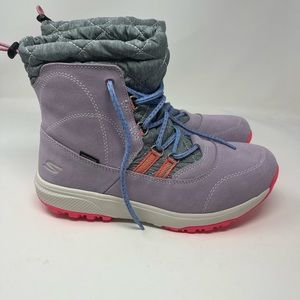 NWT Skechers Outdoor Ultra Women's Boots Waterproof NEW Purple Gray Sz 9.5
